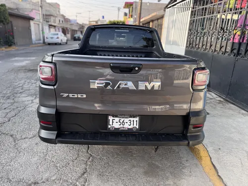 RAM 700 1.6 Slt Mt