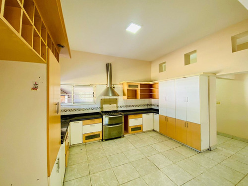 Casa Categoria 5 Dorm Y Pileta A Mts Rafael Nuñez