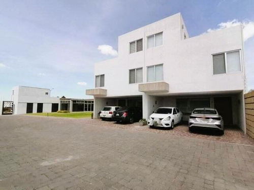 En Venta Casa Ubicada En El Manantial 3 Niveles 3 Rec Vl-24-1347
