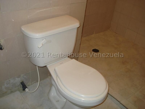Imagen 6 de 9 de Leida Falcon Rentahouse Vende Local En La Candelaria Valencia 22-11703lf