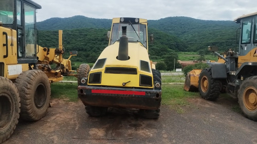 Vibrocompactador Bomag Bw219