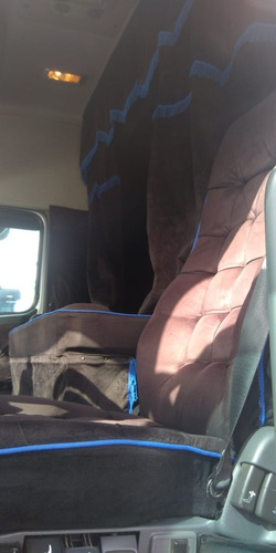 Imagem 2 de 8 de Conjunto Cavalo Fh460 6x2 + Carreta Randon 2015