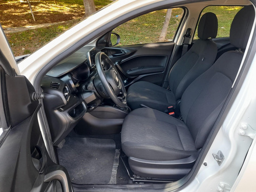 Fiat Cronos DRIVE 1.3 8V Flex Aut.