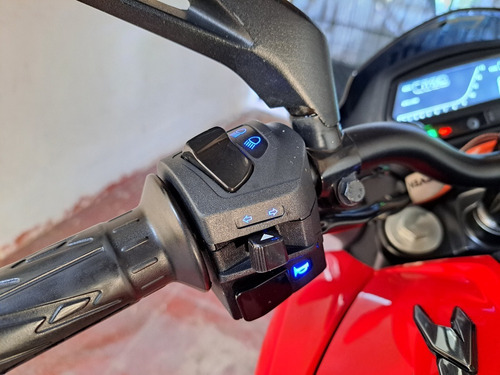 Imagen 8 de 14 de Bajaj Dominar 250. Vtv Y Service Al Día!!!
