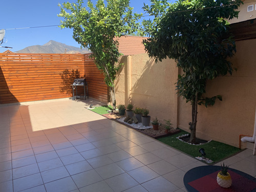 Impecable!!!! Casa De Un Piso En Buin Oriente