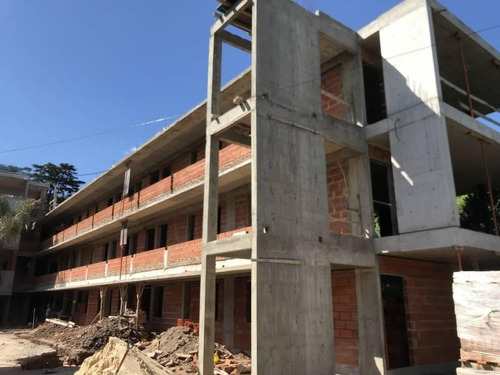 Venta Departamento 3 Ambientes Con Jardin - Moreno Norte