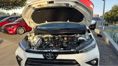 Toyota Avanza 5p XLE L4/1.5 Aut