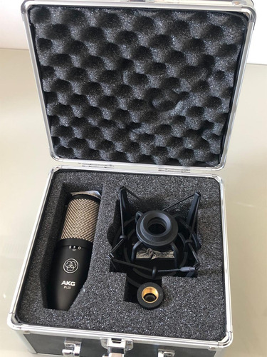 Microfone Akg Perception P420 Studio cor aranha preto