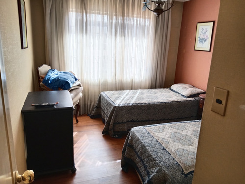 1 Poniente, C/s Muebles, 3 D 2 B, Más Servicio, 1-2 Estac.