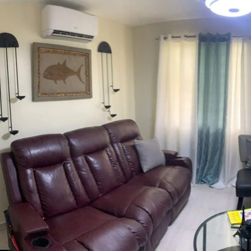 2496- Casa Duplex En Villa Mella, Sto. Dgo. Norte