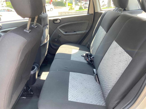 Imagem 8 de 13 de Ford Fiesta 2014 1.0 Rocam Se Flex 5p