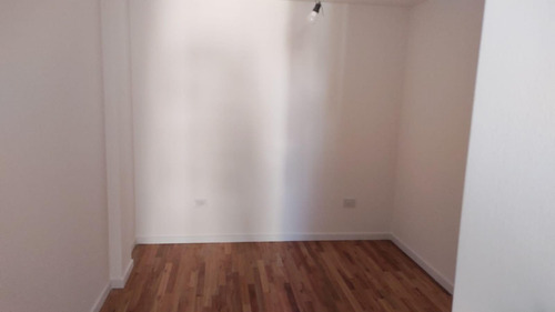 Departamento En Venta - 2 Dormitorios 1 Baño - 75mts2 - La Plata