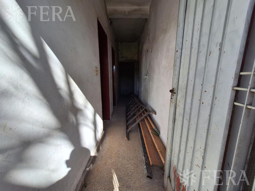 Venta Casa 3 Ambientes Con Patio En Temperley Este
