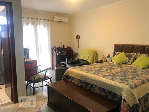 Casa À Venda - Água Fria, 3 Quartos, 180 - S893134687