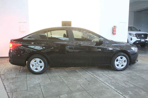Imagen 8 de 15 de Chevrolet Cavalier 2019 4p Ls L4/1.5 Man
