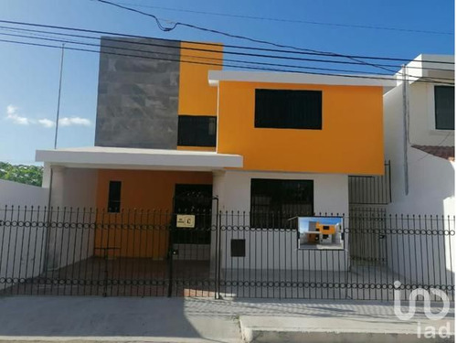 Venta Casa 4 Ambientes Bosques De Campeche