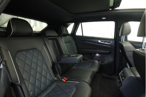 Volkswagen Cross Sport 3.6 Fsi V6 R-Line Auto 4Wd