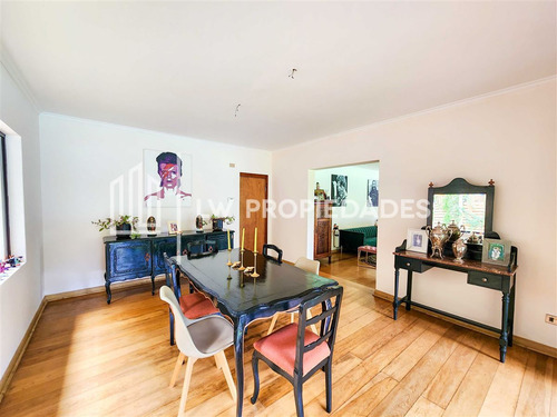 Casa En Arriendo De 6 Dorm. En Viña Del Mar
