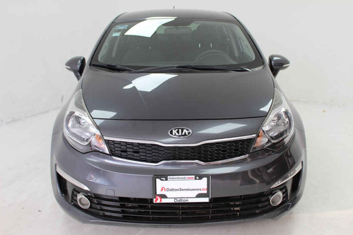Imagen 3 de 14 de Kia Kia Rio Sedan 2017 4 Cilindros