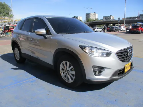 Mazda CX-5 TOURING 4X2 2000CC AT AA