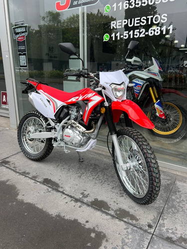 Rvm Cz 250 L 2025 0km