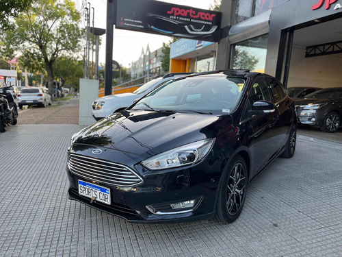 Ford Focus III 2.0 Sedan Titanium At6