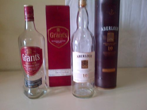 Imagen 9 de 10 de Botellas Vacias: Decoracion Y Coleccion. Originales.