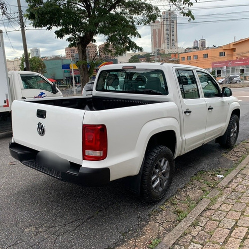 Imagem 3 de 12 de Volkswagen Amarok 2017 2.0 S Cab. Dupla 4x4 4p