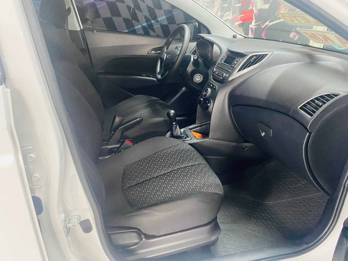 Imagem 8 de 11 de Hyundai Hb20 1.0 Unique 12v Flex 4p Manual