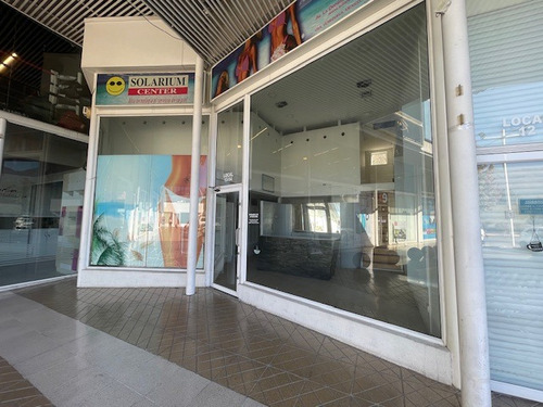 Local Comercial En Arriendo, 108mts2, Strip Center La Dehesa