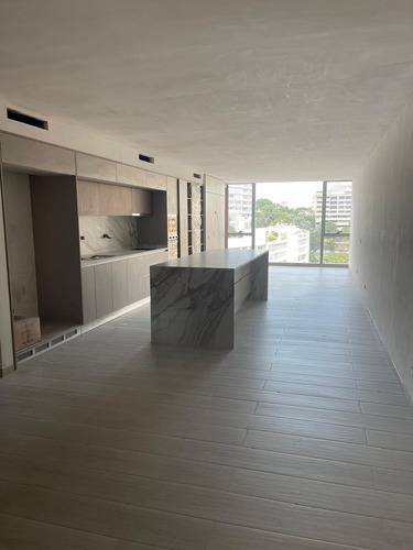 Magnífico Apartamento En Venta En Las Mercedes: Amplio Y De Lujo. Tu Próxima Residencia Te Aguarda En Este Codiciado Sector.