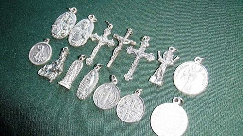 Imagen 1 de 1 de Medallas Religiosas, Alpaca, Todos Los Santos, Medianas