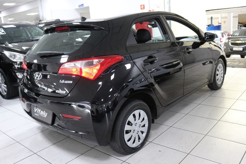 Hyundai Hb20 1.6 Confort Plus Automatico Baixo Km 2015