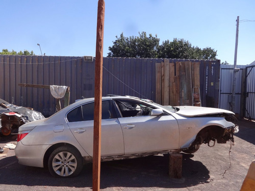 Sucata De Bmw 545i 2004 E Peças