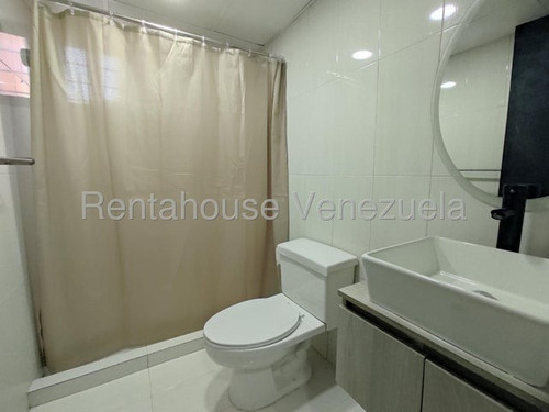 Enixon Sanchez Vende Espectacular Apartamento En Monte Real #25-17575