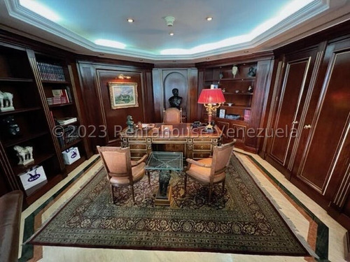 Se Vende Oficina En Chuao Mls #24-7489