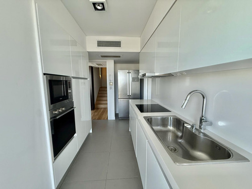 Departamento De 3 Ambientes Con Toilette Y Terraza - Al Rio Vicente Lopez