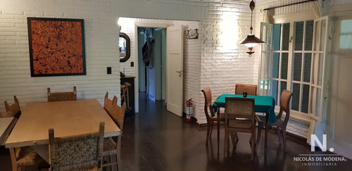Casa En Venta En Golf, Amplio Terreno, 3 Dormitorios + Servicio
