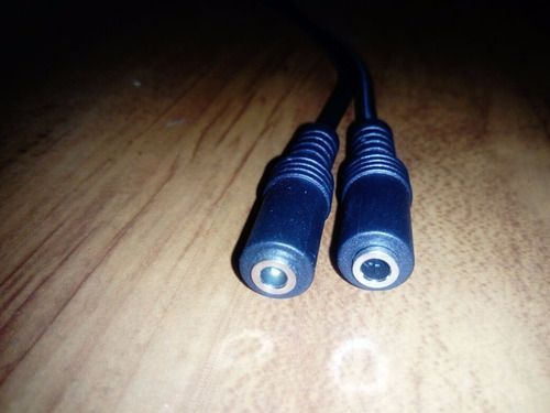 Cable Aux 3.5 Macho A 2 Hembra 3.5