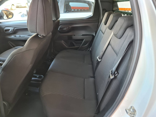 Imagem 8 de 9 de Fiat Strada 1.4 Fire Flex Endurance Cd Manual