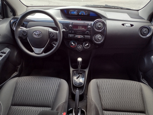 Imagem 4 de 11 de Toyota Etios 2019 1.5 X Plus 16v Aut. 4p