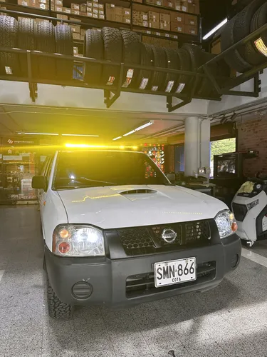Nissan Frontier 2.5 Std D22 4x2
