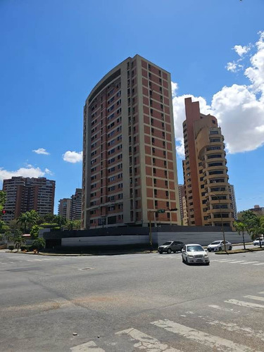 Sky Group, Vende Apartamento En La Urbanización Los Mangos, Residencias Bajura. Jose R Armas Pra-093