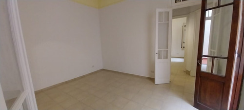 Imagen 10 de 16 de Departamento En Alquiler De 2 Dormitorios En Parque Patricios