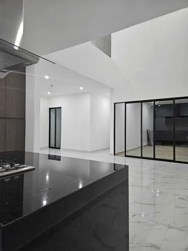 Casa (2p + 4 R) En Privada Morera En Cholul