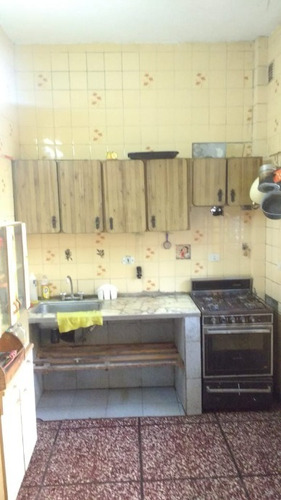 Imagen 2 de 12 de Casa Para 2 Familias En Venta En Ituzaingo Sur