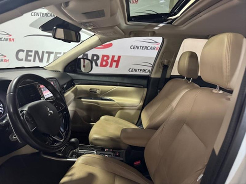 Mitsubishi Outlander 2.2 Mivec Di-d Hpe-s Awd