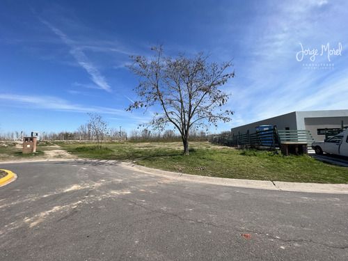 Lote Perimetral Bueno #200-300 - San Sebastian - Area 11 - 888m2 #id 3035