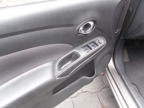 Nissan Versa 1.6 Advance Mt