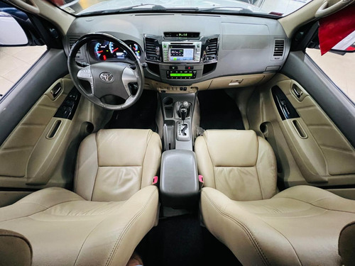 Toyota Hilux 3.0 Srv Cab. Dupla 4x4 Aut. 4p